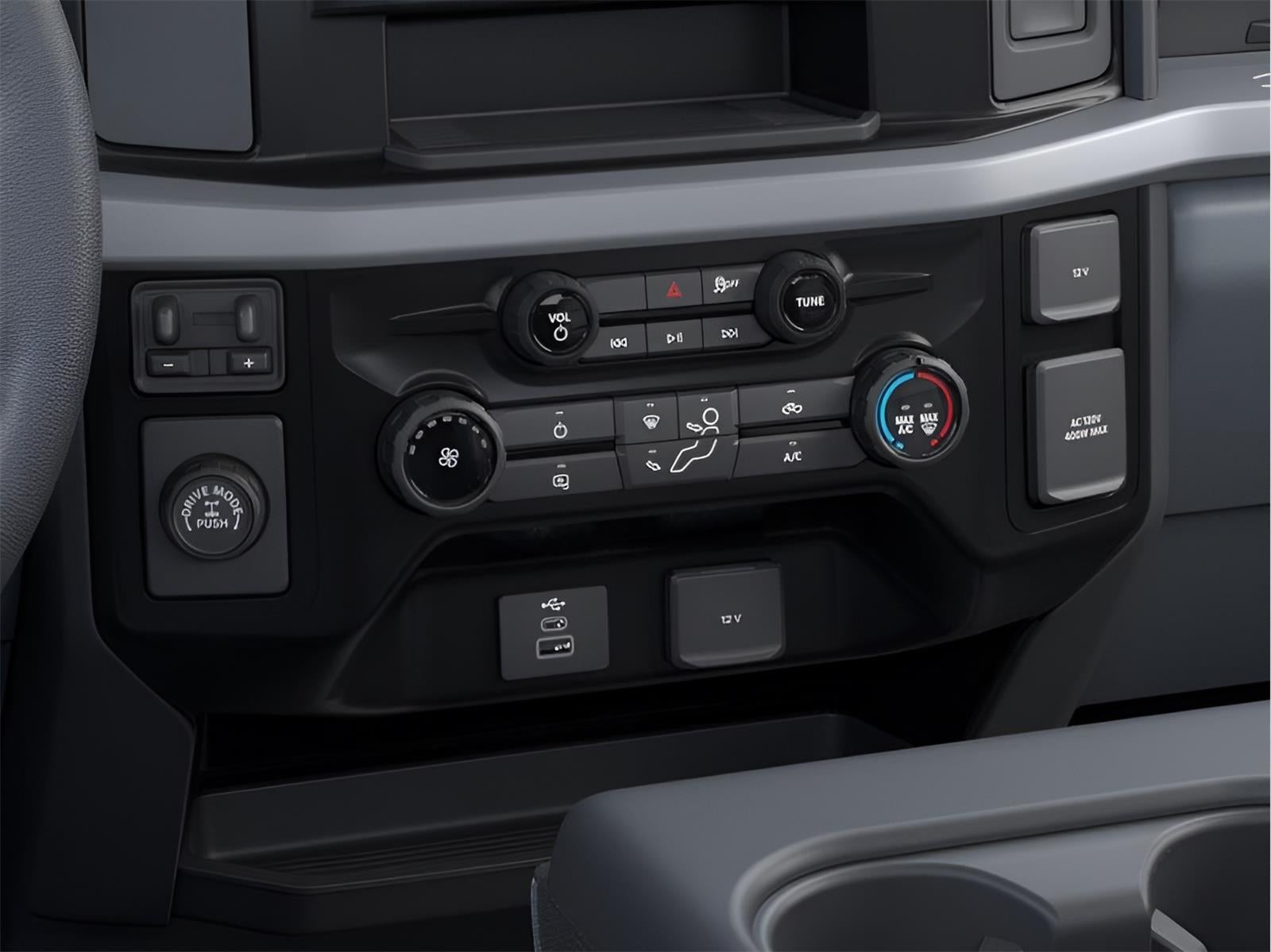 2026 Ford F-250 Super Duty XLT - Photo 15