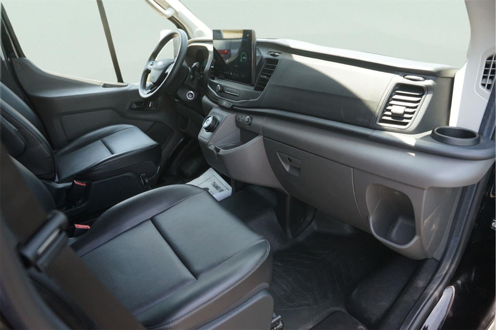 2023 Ford E-Transit 350