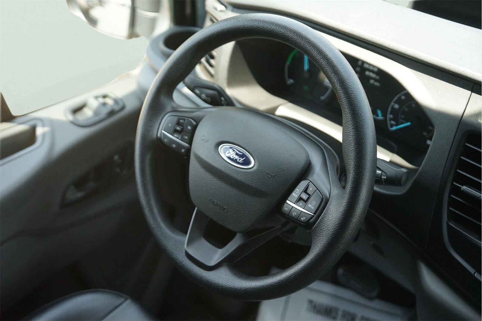 2023 Ford E-Transit 350