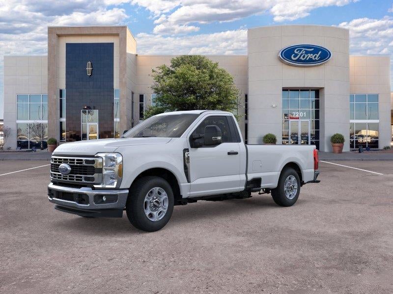 2026 Ford Super Duty F-350 XLT