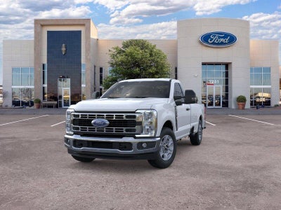 2026 Ford Super Duty F-350 XLT