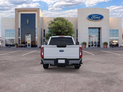 2026 Ford Super Duty F-350 XLT