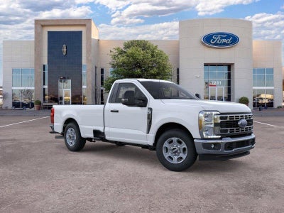 2026 Ford Super Duty F-350 XLT