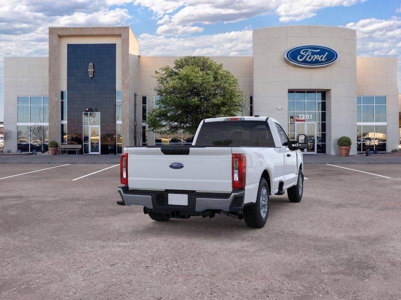 2026 Ford Super Duty F-350 XLT