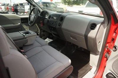 2006 Ford F150 Base