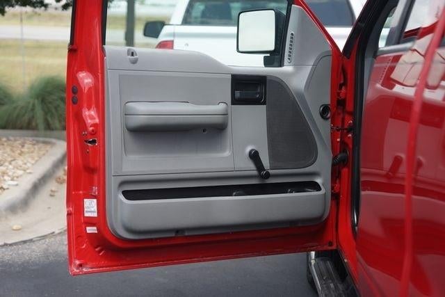 2006 Ford F150 Base