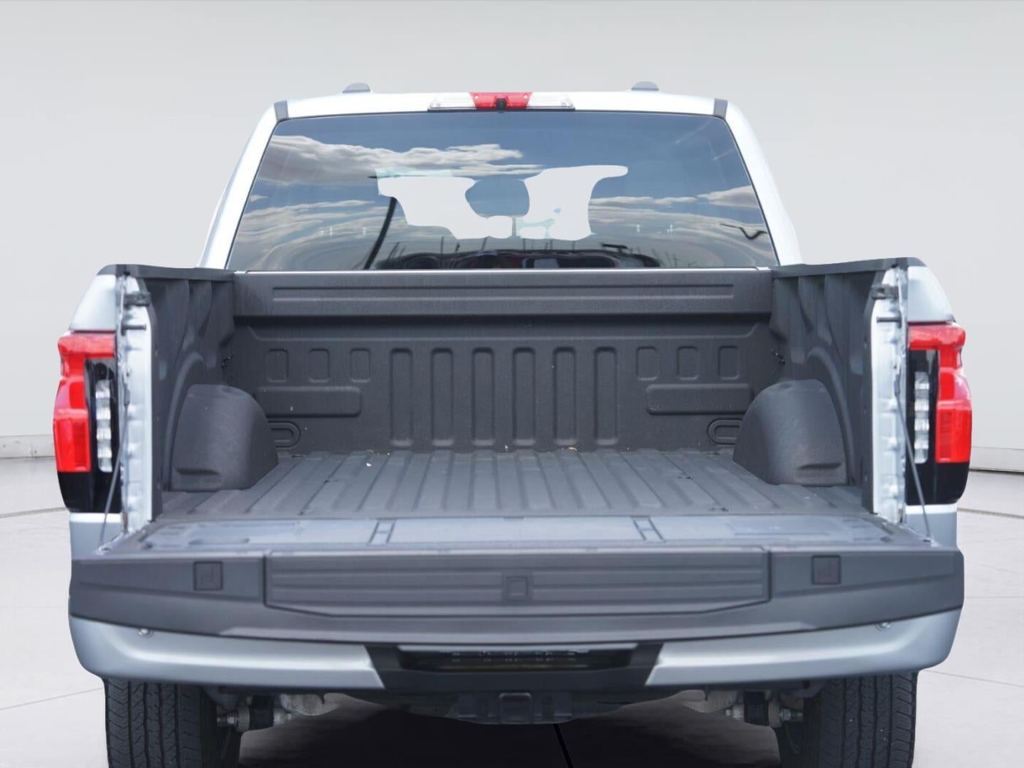 2023 Ford F-150 Lightning XLT