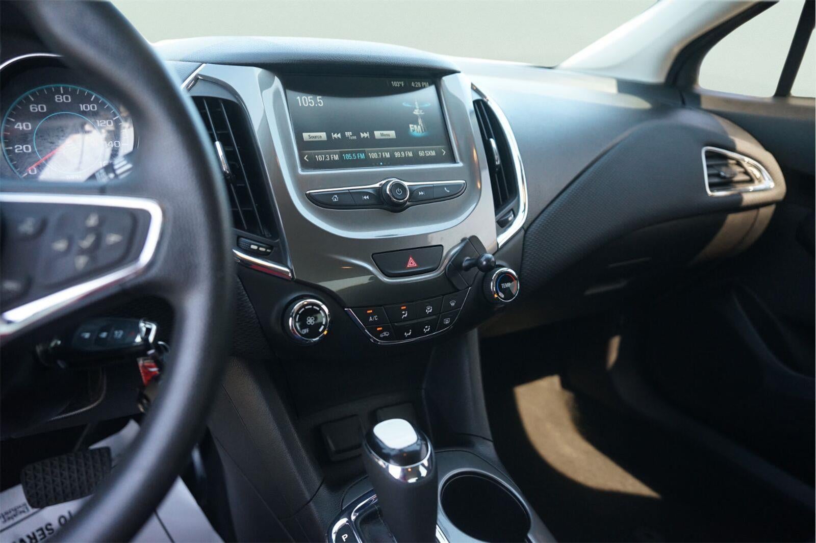 2017 Chevrolet Cruze LT