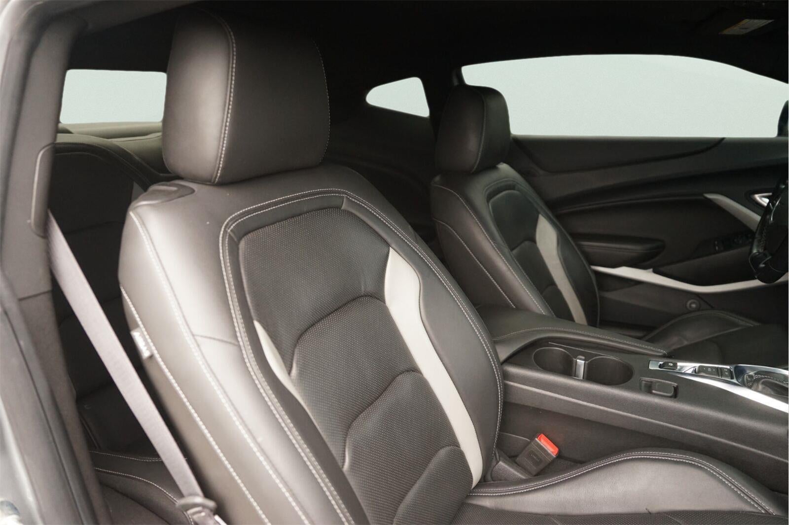2023 Chevrolet Camaro 2LT
