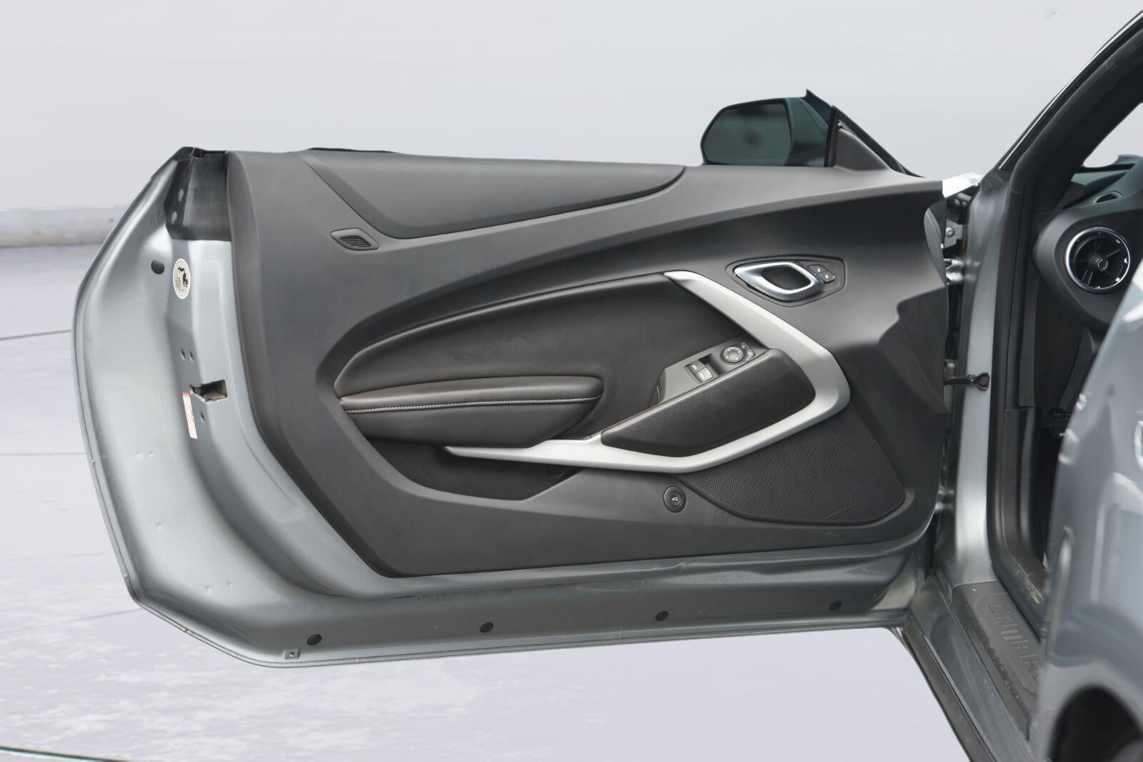 2023 Chevrolet Camaro 2LT