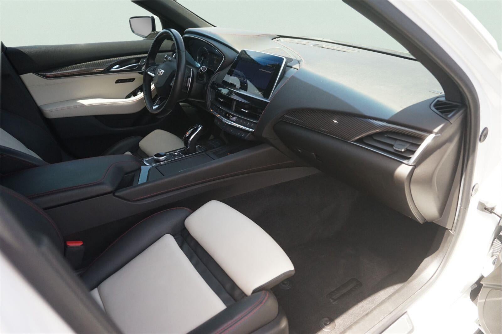 2023 Cadillac CT5 Sport