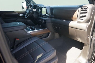 2024 Chevrolet Silverado 3500HD High Country