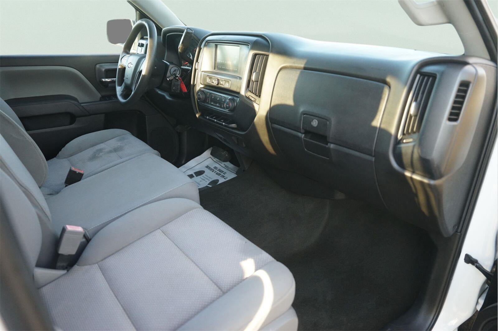 2018 Chevrolet Silverado 1500 Custom
