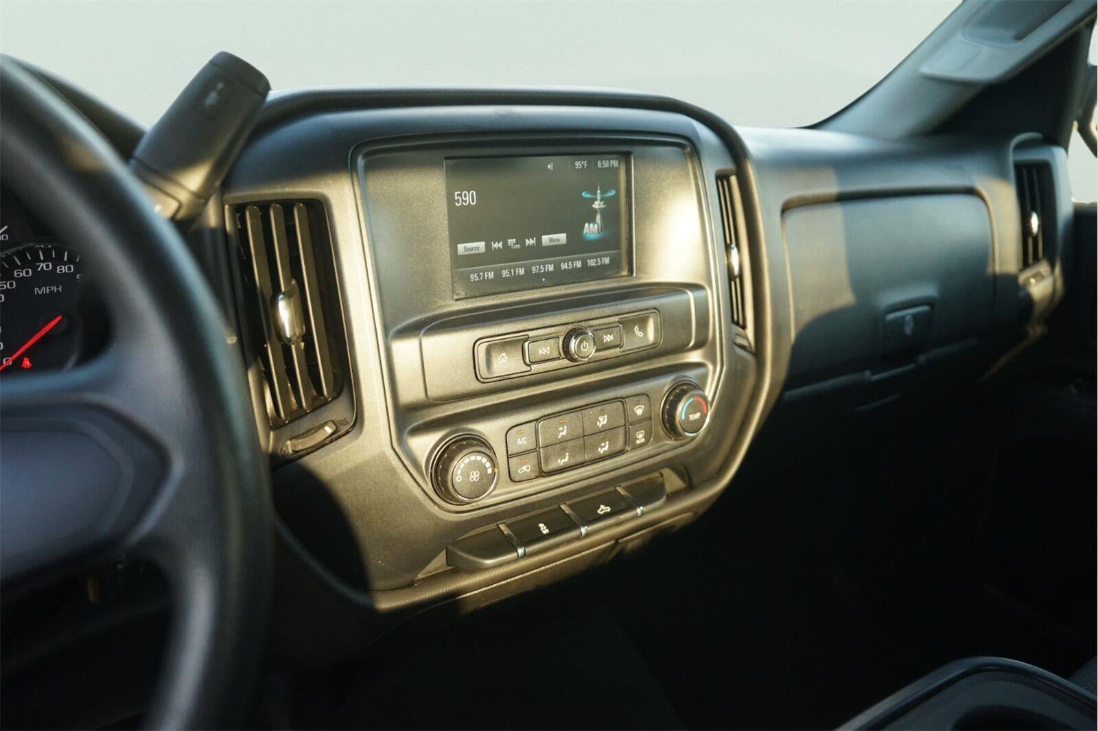 2018 Chevrolet Silverado 1500 Custom