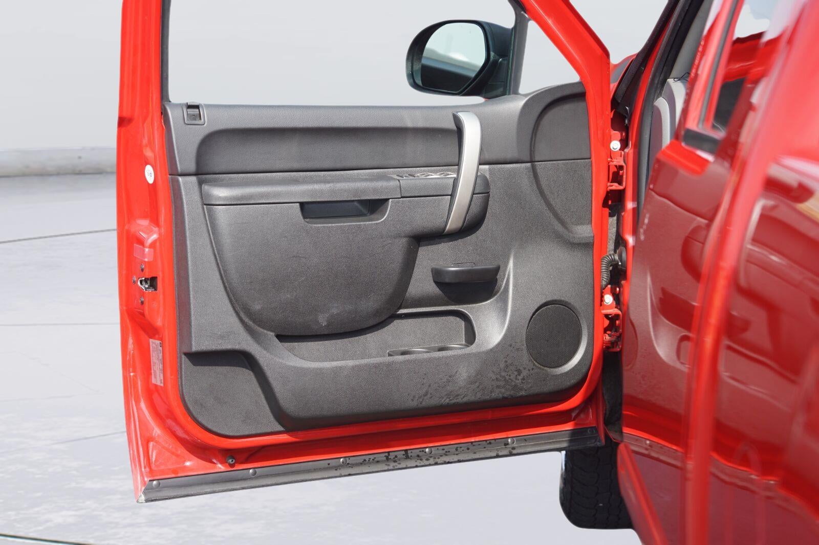 2011 Chevrolet SILVERADO 1500 LS