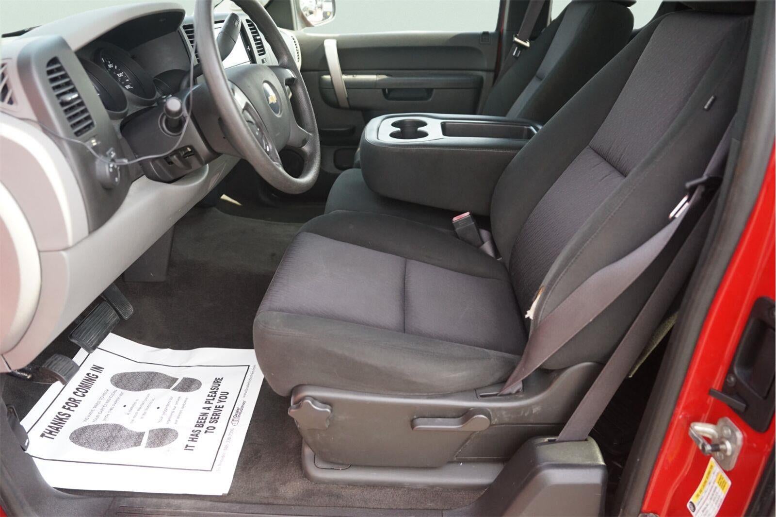 2011 Chevrolet SILVERADO 1500 LS