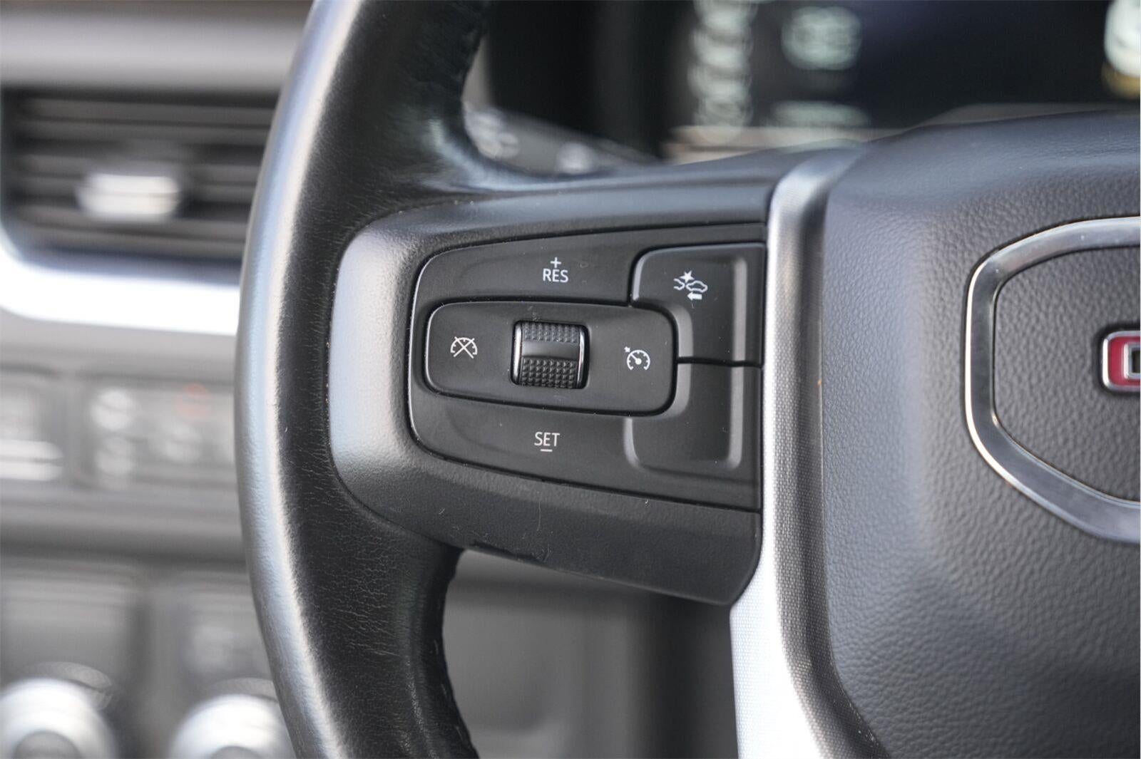 2022 GMC Yukon SLE