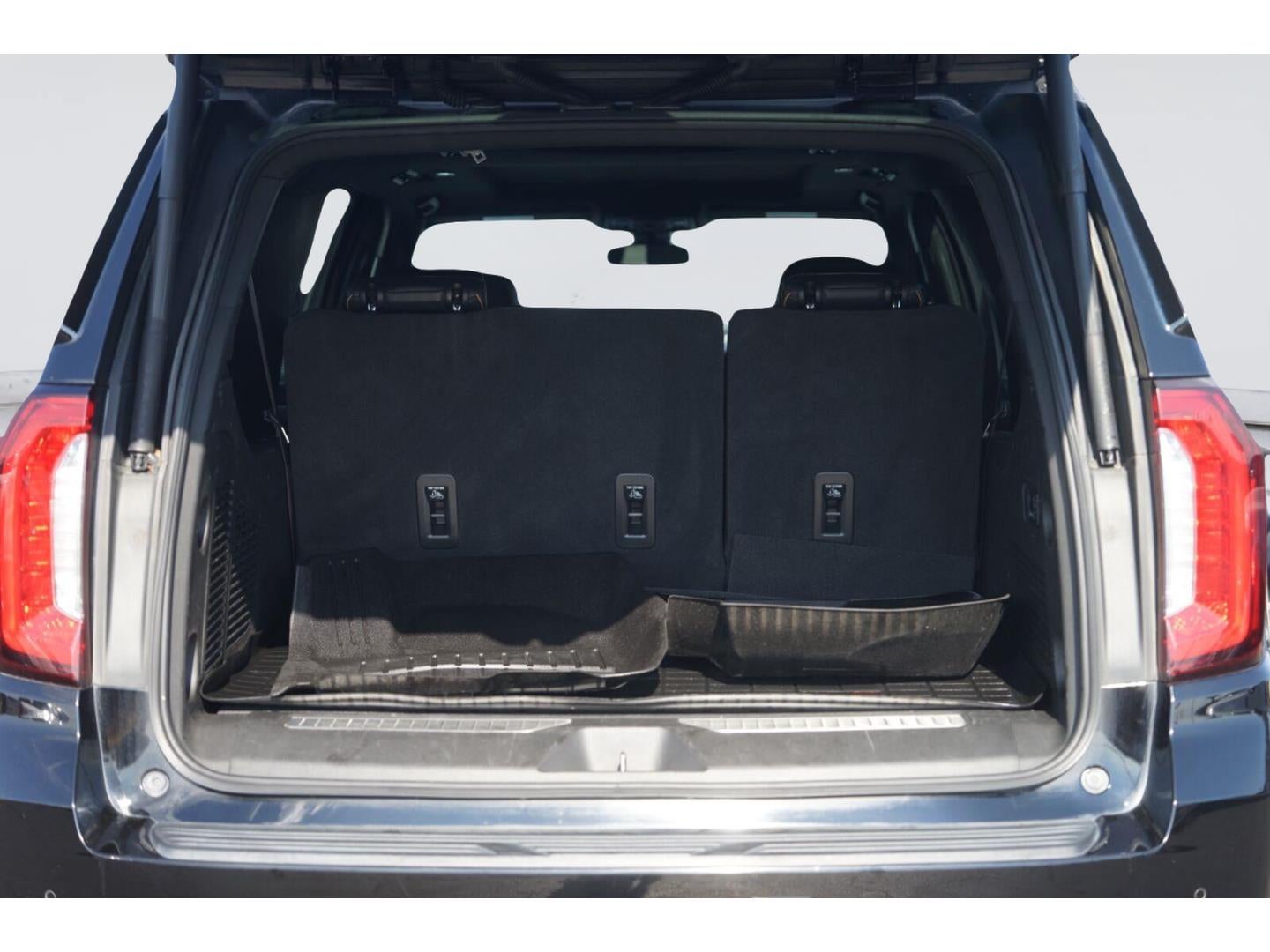 2022 GMC Yukon Xl AT4