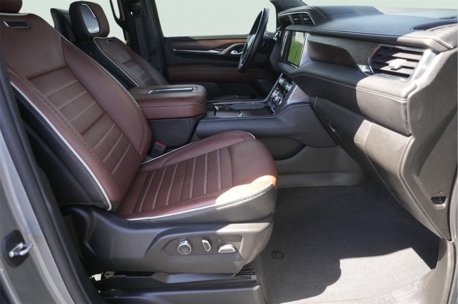 2023 GMC Yukon XL Denali Ultimate