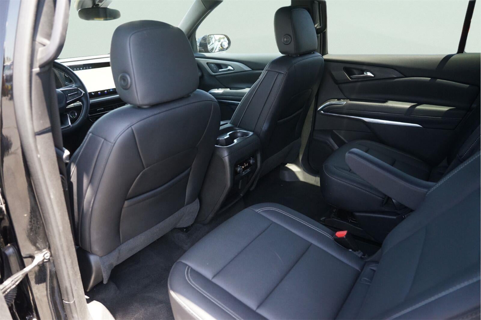 2025 Chevrolet Traverse FWD LT