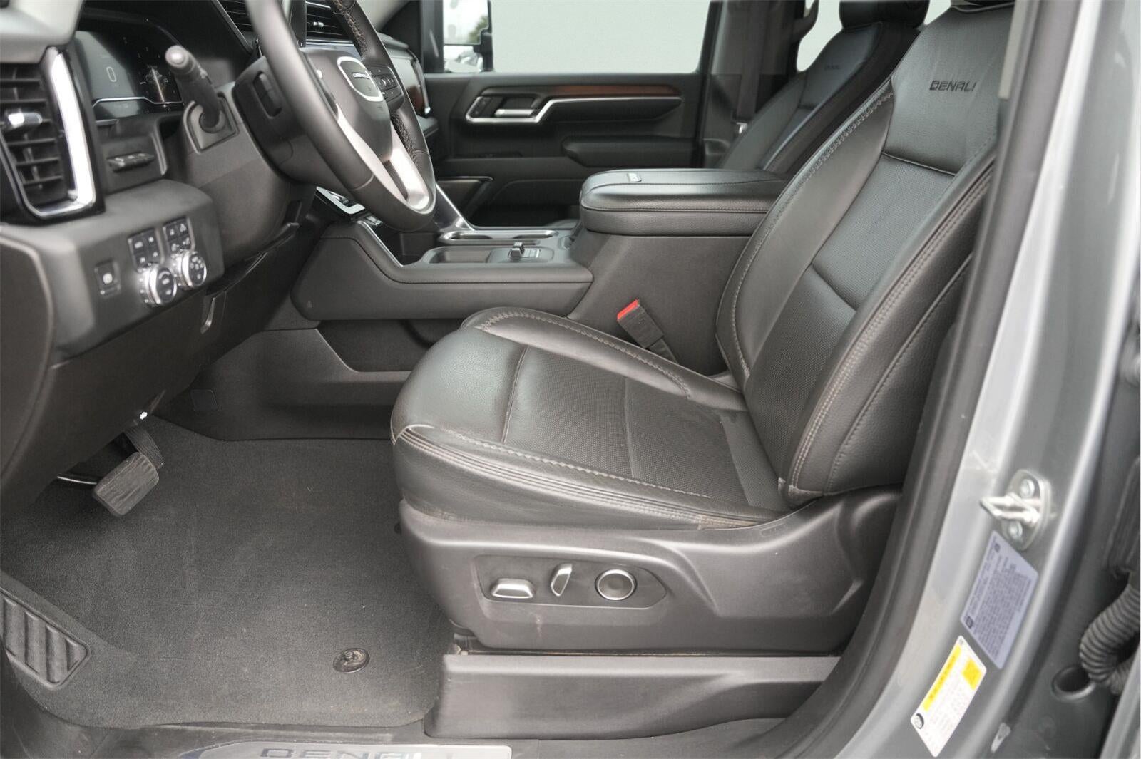 2024 GMC Sierra 2500HD Denali