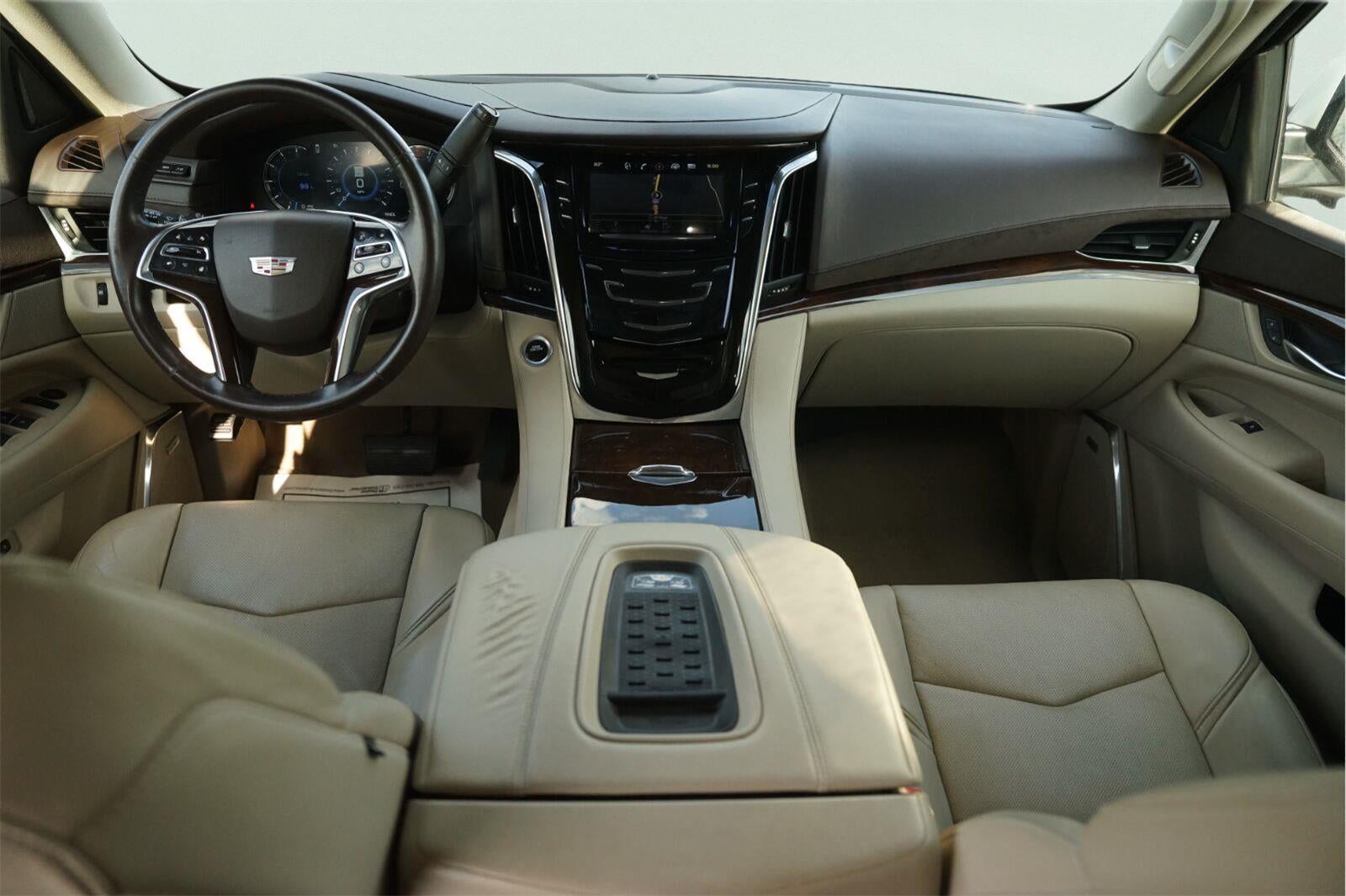 2017 Cadillac Escalade Luxury