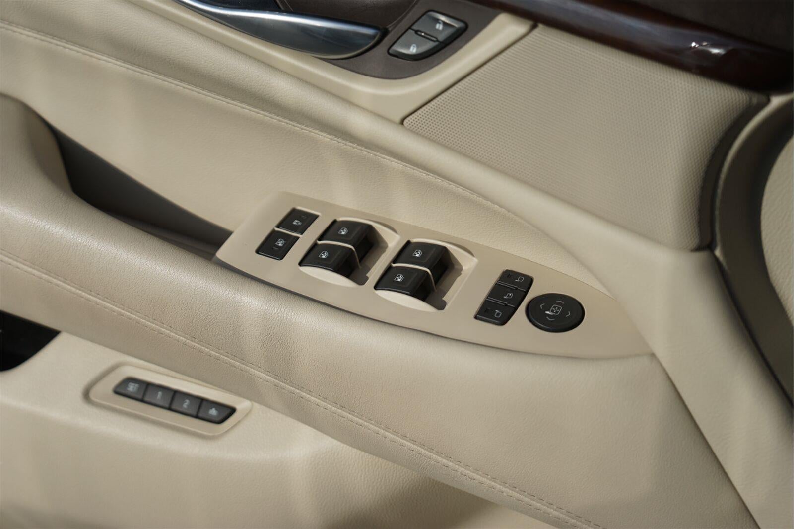 2017 Cadillac Escalade Luxury