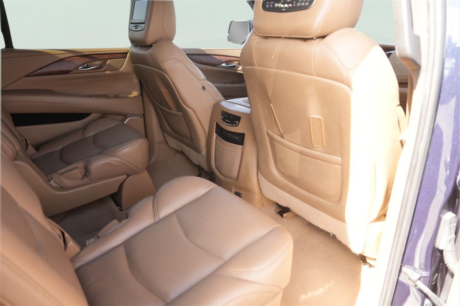 2017 Cadillac Escalade ESV Platinum