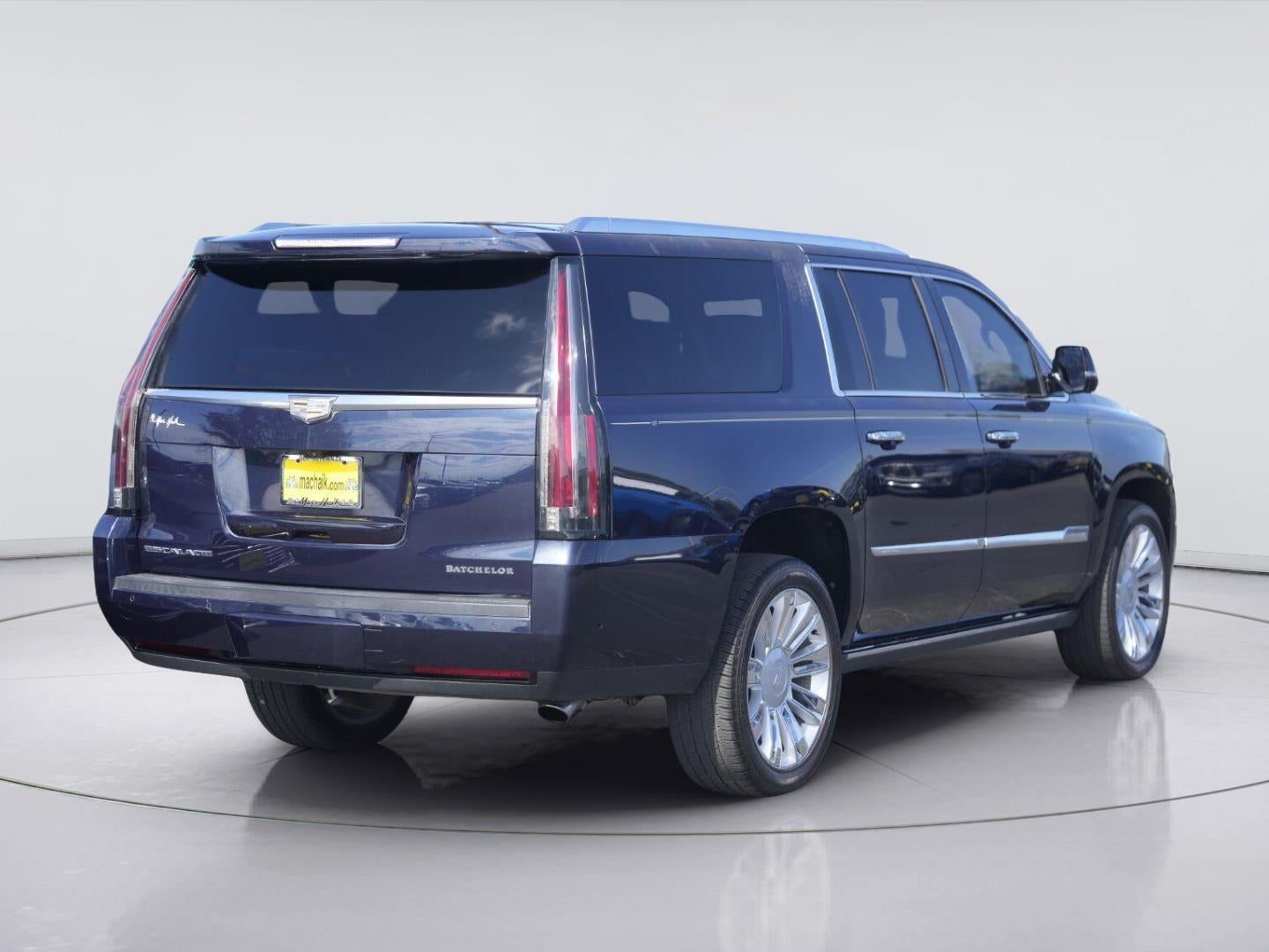 2017 Cadillac ESCALADE PLAT