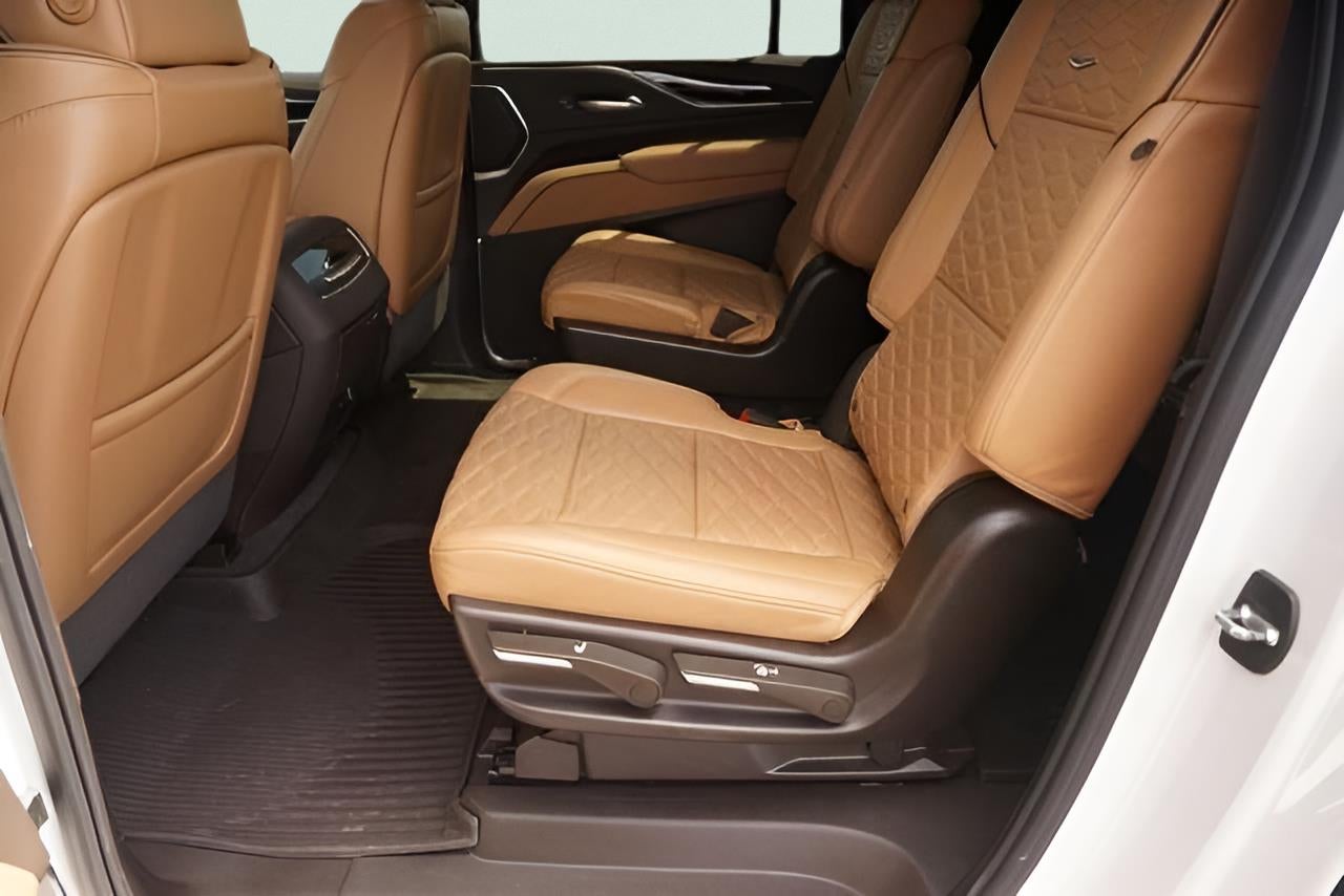 2024 Cadillac Escalade ESV 4WD Premium Luxury