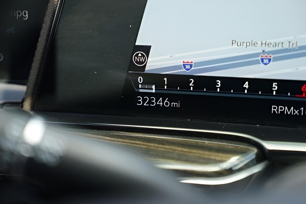 2024 Cadillac Escalade ESV 4WD Premium Luxury