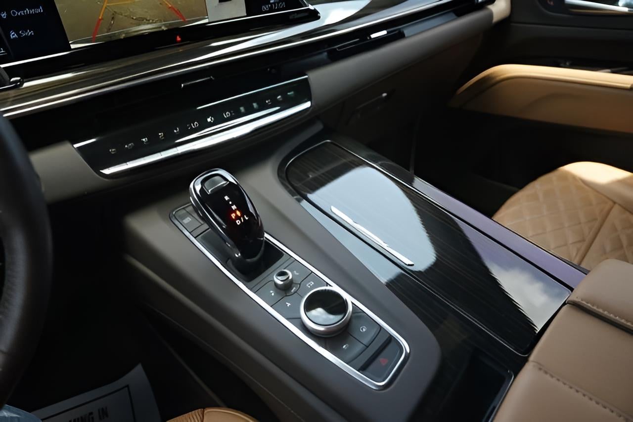 2024 Cadillac Escalade ESV 4WD Premium Luxury