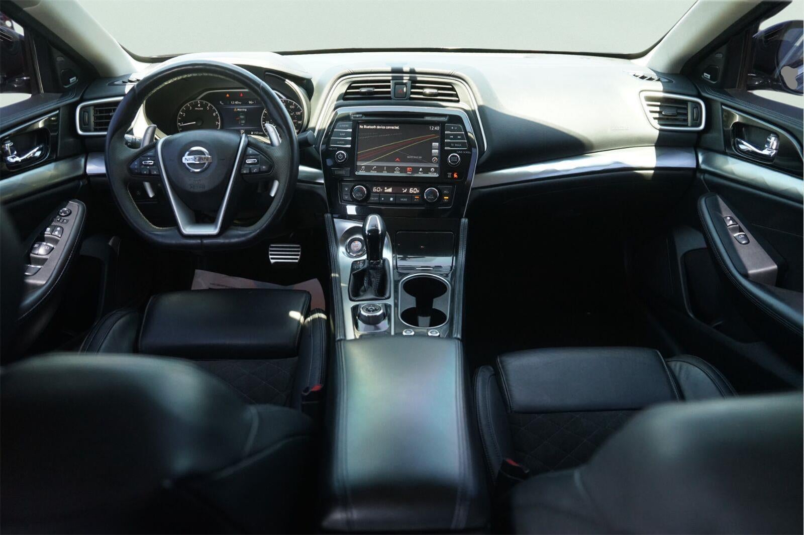 2017 Nissan Maxima SR