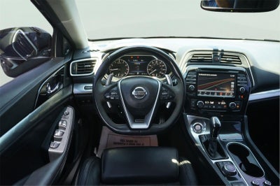 2017 Nissan Maxima SR