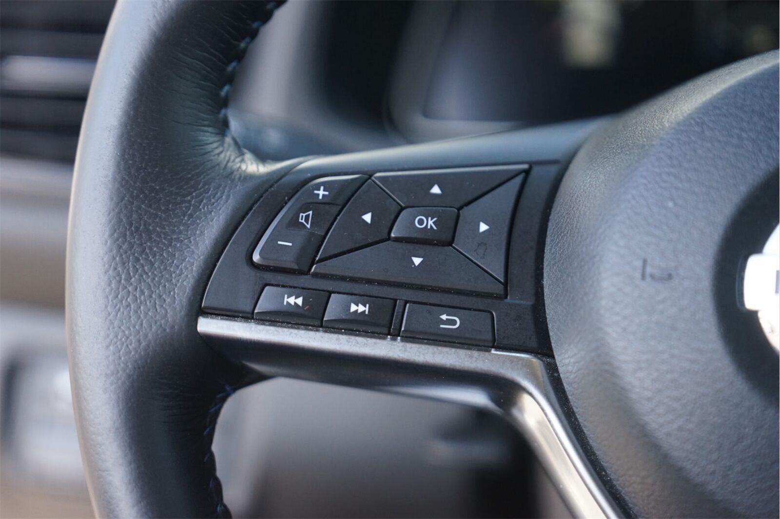 2018 Nissan LEAF SV