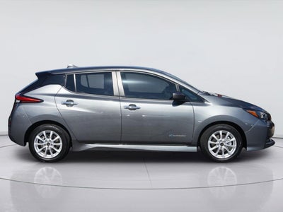 2018 Nissan LEAF SV