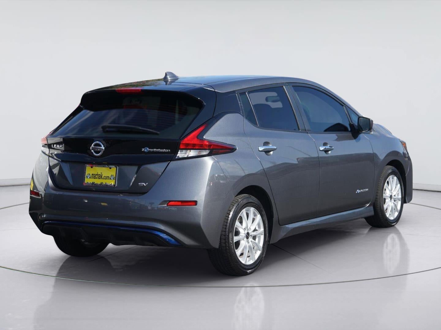 2018 Nissan LEAF SV