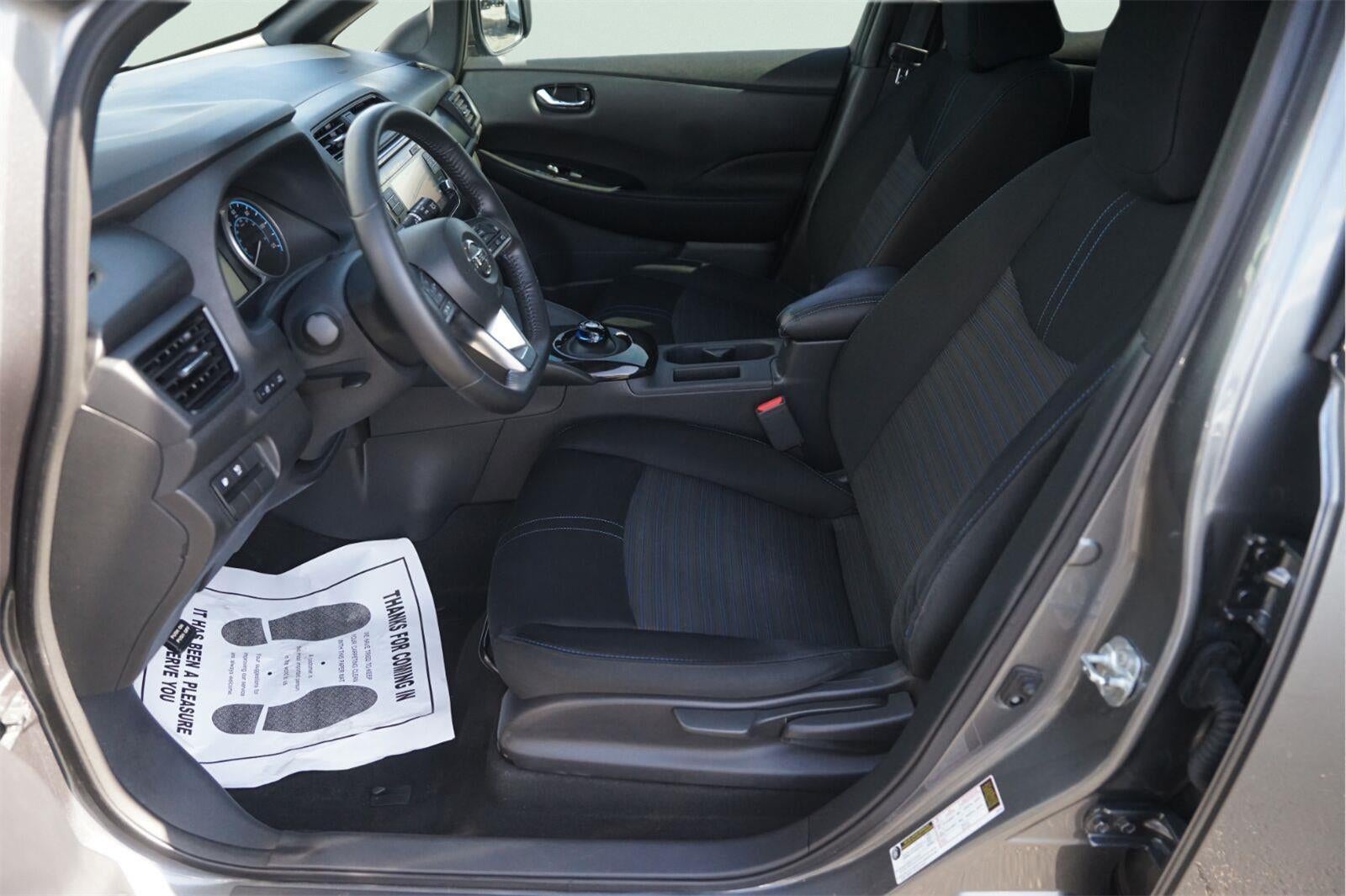 2018 Nissan LEAF SV