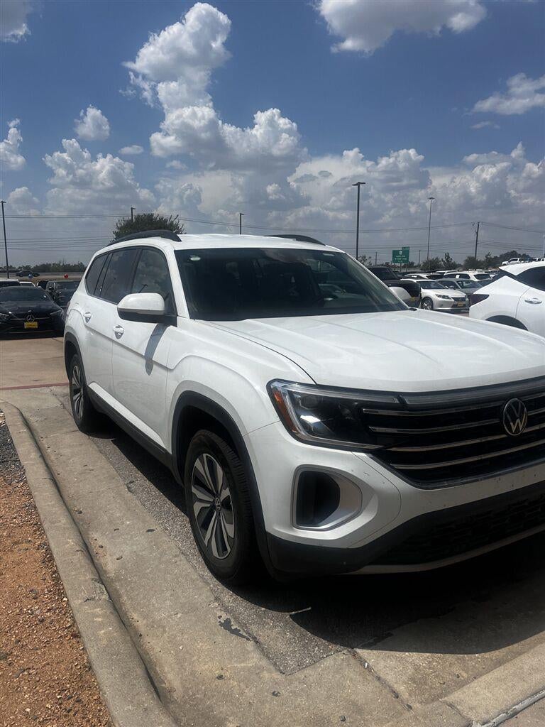 2024 Volkswagen Atlas 2.0T SE