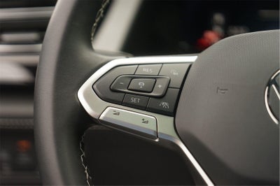 2025 Volkswagen Atlas Cross Sport 2.0T SE w/Technology