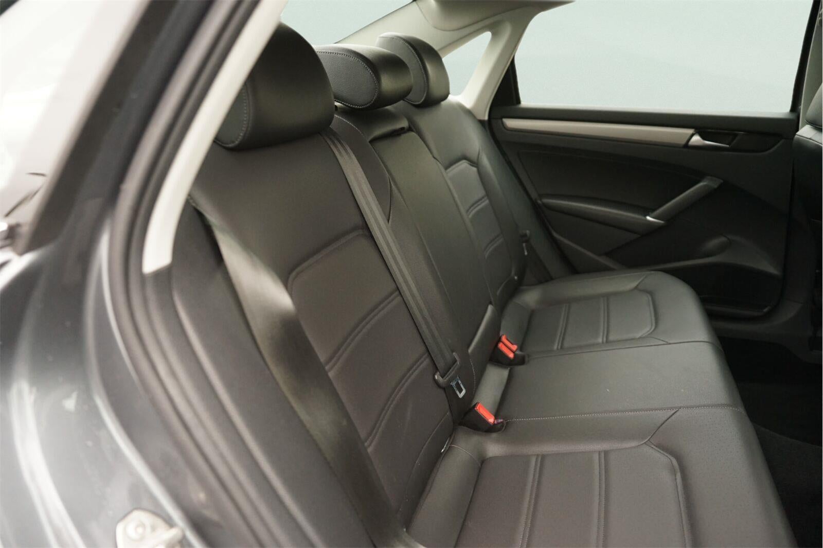 2022 Volkswagen Passat SE