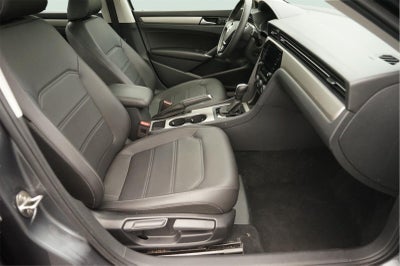 2022 Volkswagen Passat SE