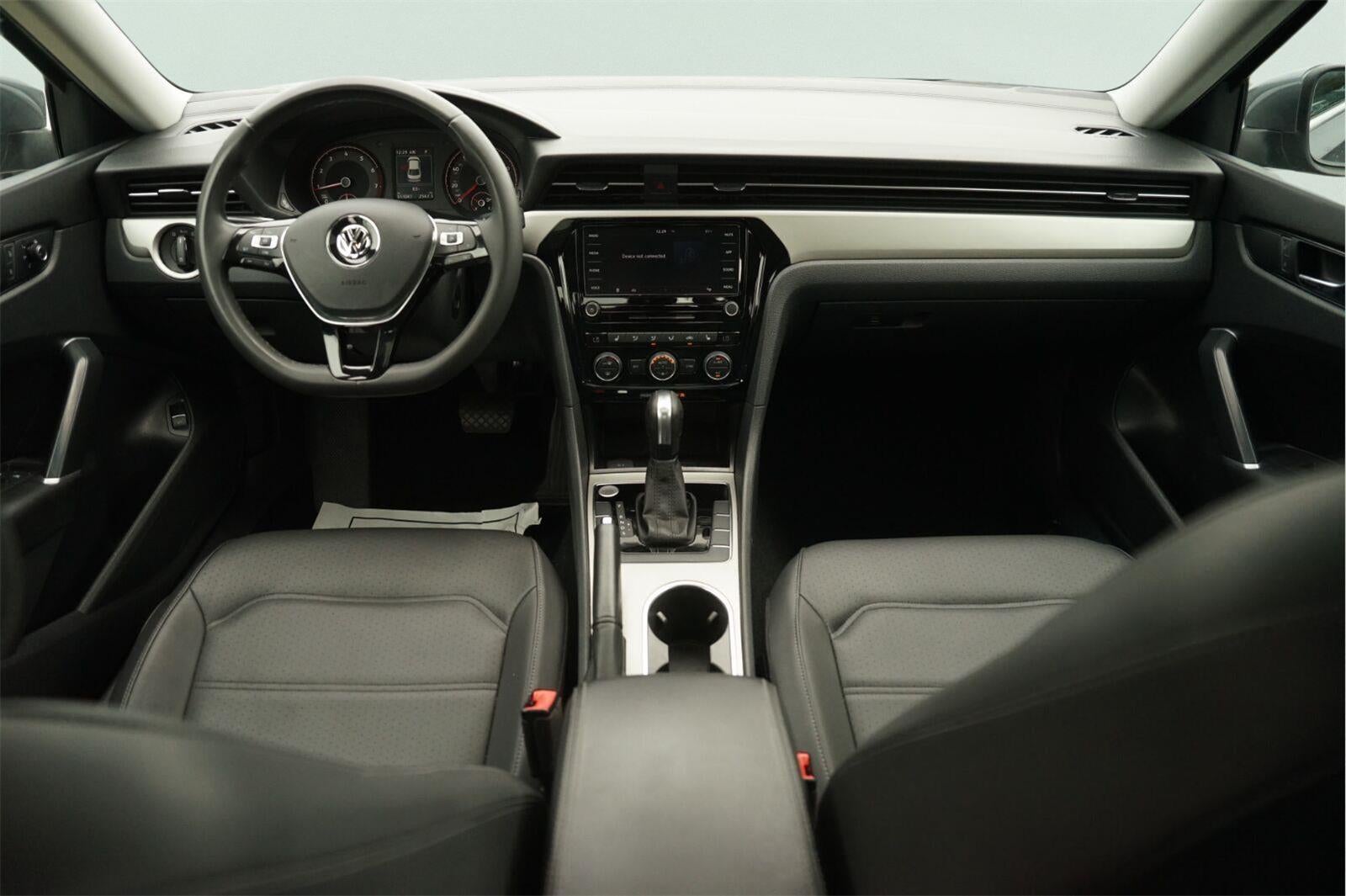 2022 Volkswagen Passat SE