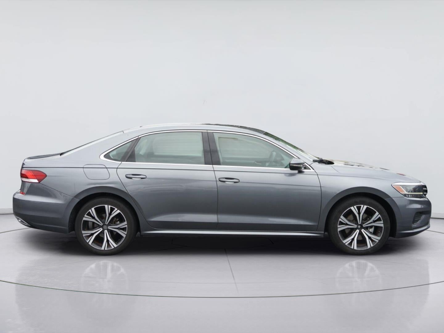 2022 Volkswagen Passat SE