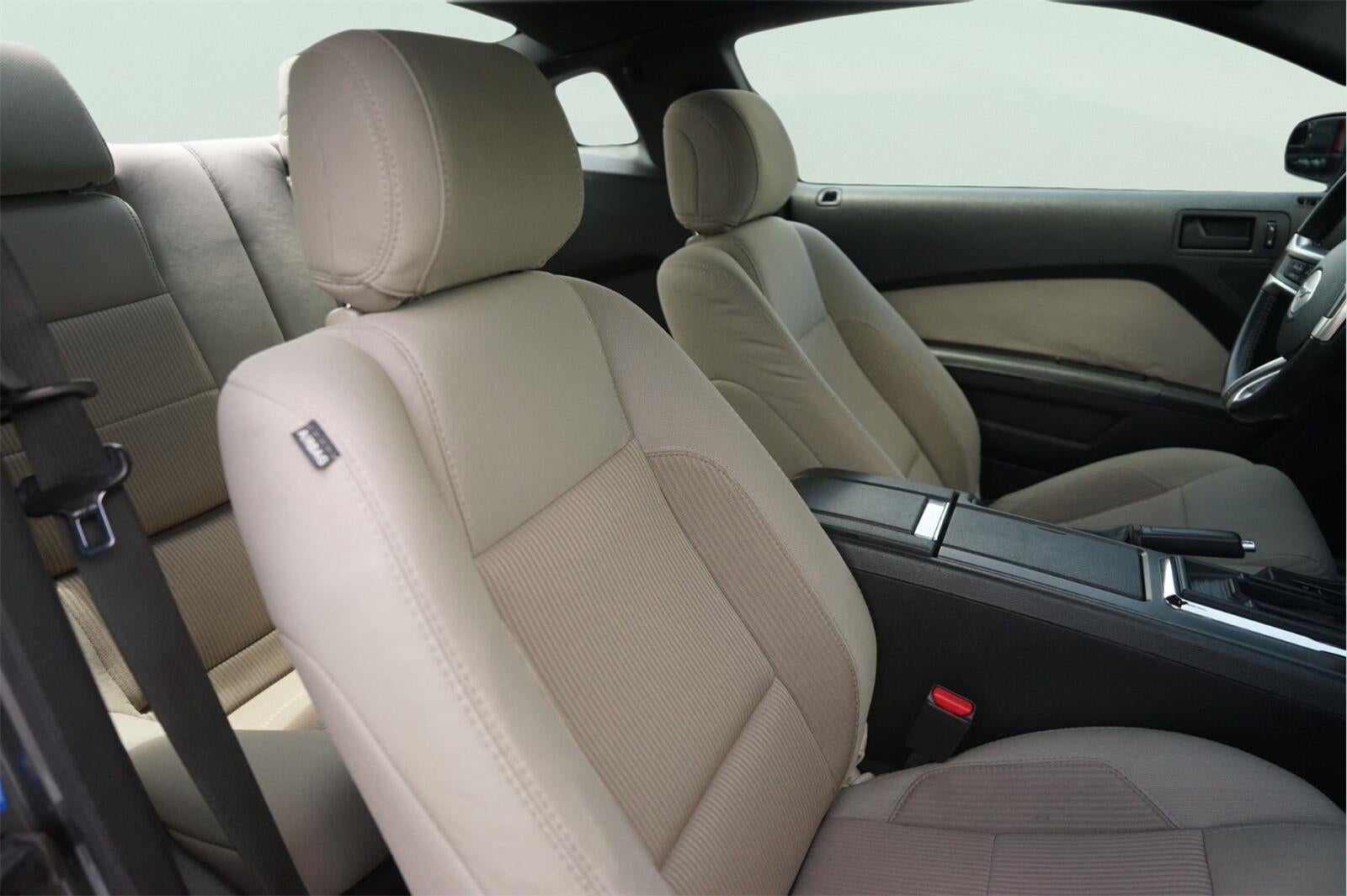 2014 Ford Mustang V6