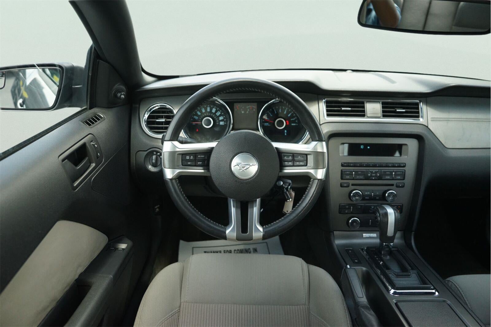 2014 Ford Mustang V6