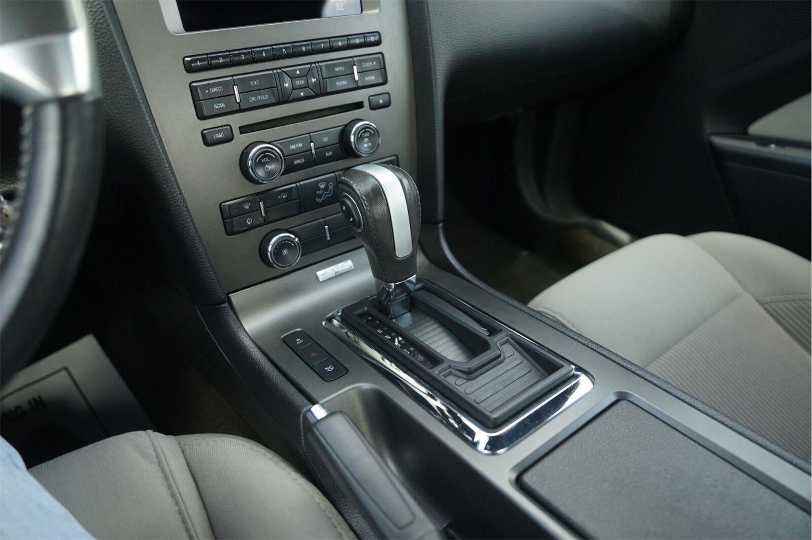 2014 Ford Mustang V6