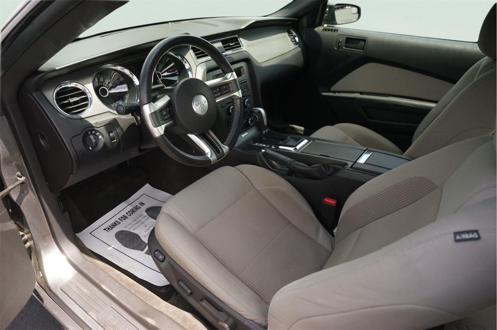 2014 Ford Mustang V6