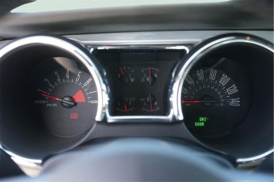 2006 Ford MUSTANG Base