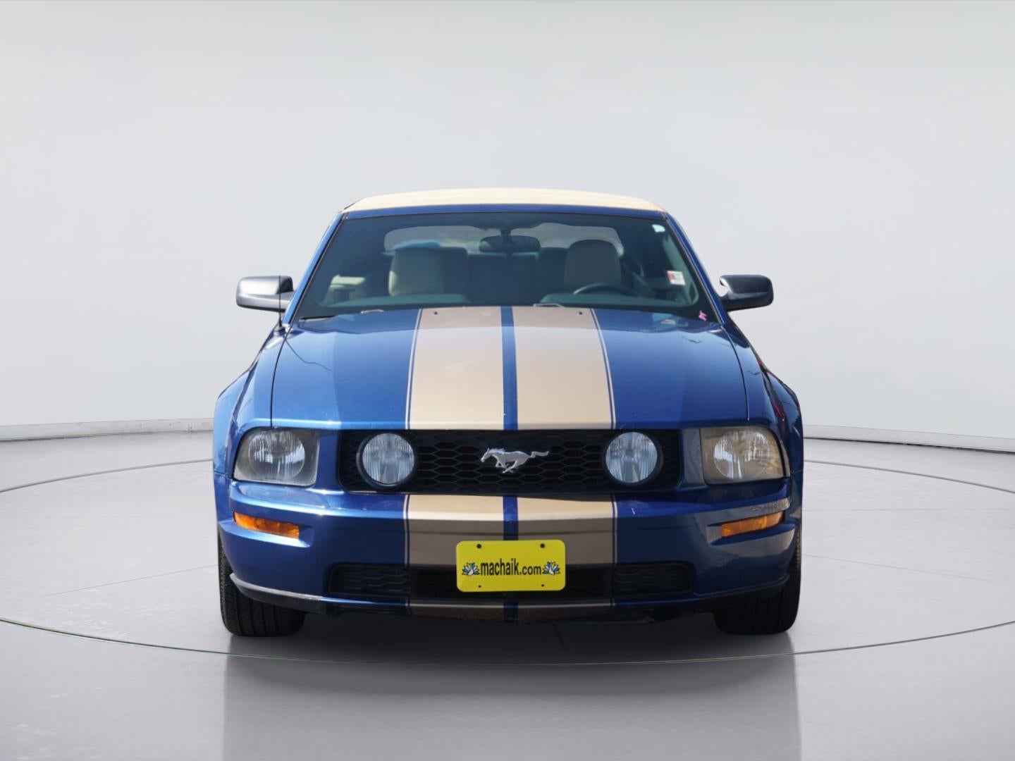 2006 Ford MUSTANG Base